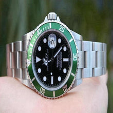 ساعة يدوية رائعة تحميل الصورة في عارض المعرض،